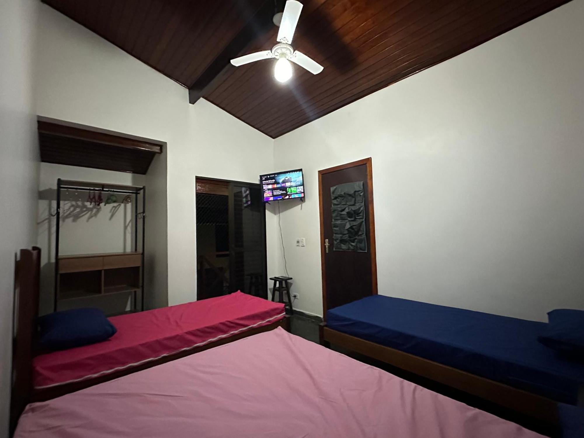 Triplex Piscina Churrasqueira Lava E Seca Wi-Fi E 2 Tvs Em Condominio Com 90M2 No Centro De Убатуба Екстериор снимка