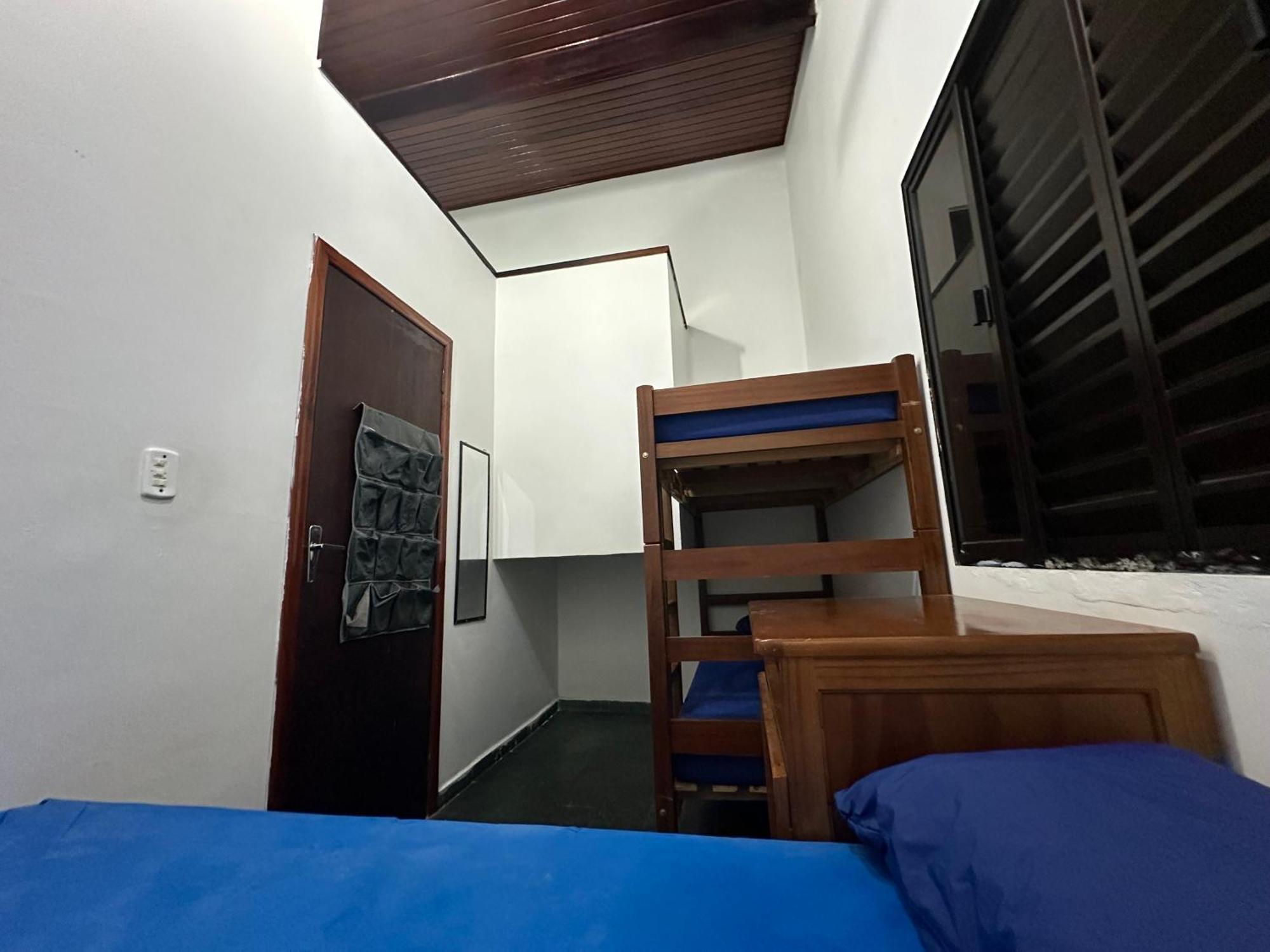 Triplex Piscina Churrasqueira Lava E Seca Wi-Fi E 2 Tvs Em Condominio Com 90M2 No Centro De Убатуба Екстериор снимка